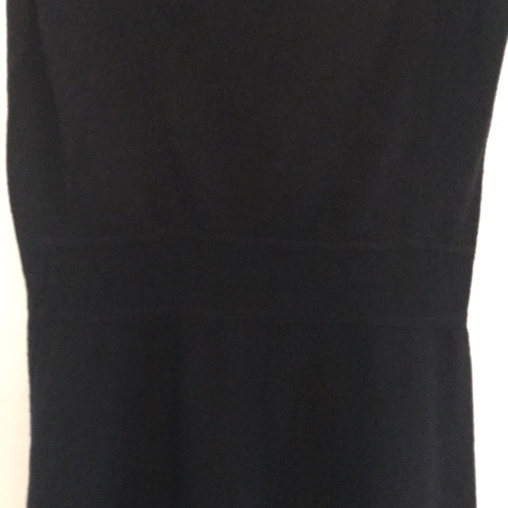 Dress - Picture 6 of 7